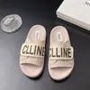Novas sandálias casuais femininas de velcro com sola grossa para uso ao ar livre, chinelos slip-on com letras estilo 2026