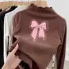 Camisa Base de Veludo com Babados para Meninas Outono e Inverno 2025 Novo Estilo para Crianças Maiores, Camiseta de Manga Longa com Gola Meia-Alta de Renda para Inverno