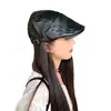 Boina de Felpa de Cuero PU Estilo Coreano para Mujer 2026 Nuevo Retro Adelgazante de Rostro Usada Hacia Atrás Gorra de Periódico