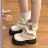 Design Britânico de Nicho Outono Calças de Solado Grosso 2023 Botas para Mulheres com Fivela de Metal Aumento de Altura Nova Moda Botas Curtas Retrô