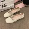 Sapatos Mary Jane estilo francês para mulheres, nova moda outono 2026, sapatos baixos macios com solado de pérolas, sapatos rasos leves antiderrapantes