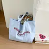 Bolsa de Lona de Gran Capacidad para Verano 2026 Bolso Tote Simple con Bordado de Letras para Mujer Bolso Tote Versátil Nuevo de Gran Capacidad