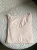 Camiseta de Manga Curta com Decote V 'Pure Desire Hot Girl' para Mulheres Verão 2025 Novo Estilo Preguiçoso Solto Casual Design Moderno Top