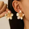Conjunto de Anillos Retro Barroco Exagerado Estilo Vacaciones Transfronterizo Europeo y Americano Exportación Nicho Anillo de Flor de Perla de Imitación