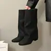 41 Botas de Cano Alto Chunky Retro para Emagrecer Femininas Nova Temporada Outono/Inverno Tamanho 2026 Botas Altas Por Cima da Perna da Calça
