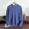 Nova coleção outono e inverno: suéter masculino de cashmere, cor sólida, gola alta discreta, macio e confortável, versátil, feito de cashmere de cabra