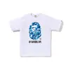 Camiseta Manga Curta da Marca Japonesa Tendência Bape com Estampa Camuflada de Macaco Dormindo e Cabeça de Macaco, Camiseta de Verão para Casais, Camiseta Curta Casual Esportiva de Meia Manga
