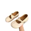 Sapatos Mary Jane baixos estilo francês para mulheres, novo modelo outono 2026, confortáveis e bonitos, perfeitos para combinar com saias, sapatos pequenos de couro estilo noite