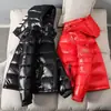 Moda de Invierno 2026 Estilo Coreano Ropa de Moda a Prueba de Frío para Parejas Chaqueta Corta Brillante Gruesa para Hombre para Exteriores
