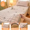 Colchón de invierno grueso para bebé, hecho con materiales seguros para bebés, proporcionando calidez y comodidad; colchón de felpa suave para bebés; adecuado para dormitorios universitarios