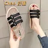 Etiqueta Transfronteiriça Chinelos Casuais Moda Feminina Verão Calçados Externos Sandálias de Praia Planas Antiderrapantes Atacado