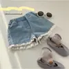 Shorts de Mezclilla de Moda y Versátiles para Niñas Verano 2024 Nuevo Estilo Coreano Bebé Encaje Delgado Casual Pantalones Cortos Ajustados