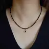 Collar de Espinela Negra Natural para Mujer, Cadena Clavicular Simple y Versátil de Lujo Accesible, Nuevo Collar de Suéter de Nicho de Alta Gama 2025