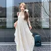 Vestido jacquard sexy de cor sólida sem costas com amarração no pescoço para mulheres, primavera e verão, com sutiã embutido, adequado para festas e ocasiões formais, longo e fluido
