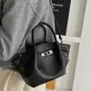 Bolso Cubo de Moda Versátil para Mujer 2025 Invierno Nuevo Estilo Elegante Exquisito Casual Bolso de Hombro Cruzado