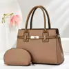 Bolso de Mujer Taizhou Comercio Exterior Popular Bolso para Suegra Bolso de Mano Moderno Versátil Bolso Cruzado Retro Gran Capacidad Bolso de Hombro Único