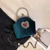 Bolso de Mano para Noche de Nuevo Estilo Transfronterizo para Mujer, Bolso de Mano tipo Clutch Barroco para Banquete, Bolso de Cadena tipo Concha de Nicho para el Día a Día