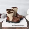 Nuevas botas de caballero estilo retro británico con hebilla 2026 para niñas, botas de media caña para otoño e invierno, versátiles botas estilo Martin con bloques de color