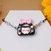 Casa de Muñecas Casa de Muñecas Modelo Colgante Mini Ropa de Bebé Cámara Pequeña Accesorios de Cabestro Joyería de Resina DIY Accesorios