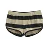 Shorts Listrados Justos ao Corpo Feminino Verão 2026 Novo Estilo Americano Garota Picante Elástico Cintura Baixa Confortável Casual Esportivo Hot Pants