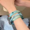 Pulsera Retro Europea y Americana con Incrustaciones de Diamantes y Resina de Colores para Mujer, Diseño de Nicho, Pulsera Exagerada, Lujo Ligero, Accesorio de Mano Simple y Versátil
