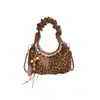 Bolso bandolera de un solo hombro elegante y único, un diseño de nicho para mujer, nueva colección otoño 2026, bolso tipo cubo moderno y minimalista