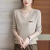 Camiseta de punto para mujer, primavera, otoño e invierno 2024, nueva popular, cuello en V, suéter top de moda estilo occidental