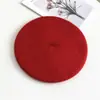 Boina de lã outono e inverno japonesa versátil chapéu de pintor retrô artístico feminino boina de cor sólida britânica chapéu de panqueca