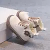 Botas de Moda tipo Martin para Niñas 2026 Otoño/Invierno Nuevas Versátiles Negras con Cremallera Lateral Botines Cortos con Estilo para Niños Mayores Botas de Cuero de Moda