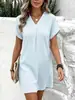 Vestido casual de mujer europeo y americano, cuello en V, media botonadura, rayas verticales, manga corta, corte recto holgado, vestido tipo camiseta, vestido corto de color liso