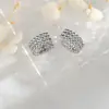 Ear Cuff Geométrico de Oro sin Perforación Estilo Minimalista Pendientes Trenzados de Cuentas de Tres Capas para Mujer Diseño de Nicho