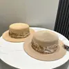 Chapéu de Palha Modelo Novo 26 Anos com Topo Reto para Mulheres, Chapéu de Sol de Aba Larga, Chapéu de Palha Fashionável Estilo Coreano para Passeios e Férias