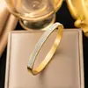 Pulsera Transfronteriza de Acero de Titanio para Mujer con Diamantes Que No Se Desvanece, Zirconia Chapada en Oro Real, de Alta Gama, Simple y Versátil Pulsera de Acero Inoxidable