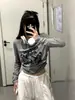 Camiseta de manga larga para mujer con estampado de letras de mariposa retro americano, otoño/invierno, moderna y elegante, con diseño desgastado y corto