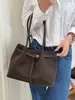 Yuezhi 2026 Verão Nova Bolsa Tote Simples e Elegante de Ombro Versátil Bolsa de Ombro de Alta Qualidade Bolsa de Axila