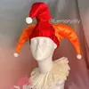 Gorro elástico de payaso estilo europeo y americano, sombrero puntiagudo con pompón, disfraz de payaso para bailes de máscaras, disfraz de Halloween, al por mayor