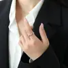 Anel Retrô Francês Ondulado Assimétrico em Aço Titânio para Mulheres, Curva Simples Aberto, Anel de Dedo Indicador da Moda Personalizado