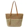 Nova moda de verão casual bolsa de palha grande capacidade, bolsa de ombro tecida à mão com franjas, bolsa de praia para mulheres