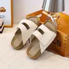 Novas Sandálias Infantis de Verão Estilo Coreano, Chinelos Birkenstock Estilo Floresta, Sapatos Versáteis de Verão para Meninos, Sapatos de Praia Macios para Meninas