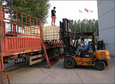 铜雕塑 装车