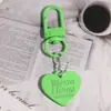 Colgante de Metal con Forma de Corazón Inglés Colorido Llavero Color Caramelo Accesorio con Forma de Corazón Hebilla de Puerta Decoración DIY