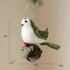 Nuevo producto transfronterizo: Adornos realistas de felpa de pájaros rojos y verdes, decoraciones para el árbol de Navidad y adornos de campana