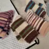 Calcetines de Felpa Rayados Retro Cálidos para Otoño e Invierno para Mujer, Calcetines Medios Espesos de Felpa de Visón Empalmados por Color, Calcetines Suaves, Cerosos, Esponjosos para el Suelo