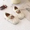 Zapatos de Piel para Niñas 2026 Primavera y Otoño Nuevo Estilo Coreano Zapatos de Princesa con Lazo Bebé Suaves y Cómodos Mocasines