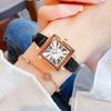 Reloj de cuarzo con correa y esfera pequeña cuadrada, estilo retro, de lujo, ligero y de nicho para mujer, estilo simple y moderno.