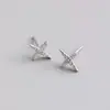 Pendientes de Alto Nivel con Cruz de Zirconia Incrustada de Cobre y Ciervo, Casuales, Modernos, Compactos y Exquisitos, Pendientes, Versátiles para el Viaje Diario