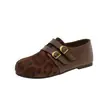 Sapatos femininos versáteis de alta qualidade 2026 com aumento interno, novos sapatos casuais de moda outono com salto, estilo popular