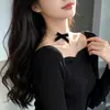 Nuevo collar de lazo negro de terciopelo de doble capa para mujer 2026, exquisita y sofisticada, cadena para la clavícula de estilo fresco y minimalista para mujer