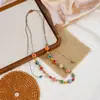 Colar Retrô Francês Camadas de Contas Cerâmica Dopamina Toque de Luxo Pingente de Coração Colorido Longo Versátil