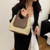 Bolso Tipo Cubo Texturizado Casual de Moda 2025 Primavera Nuevo Estilo Sencillo Bolso de Hombro Tejido para Mujer